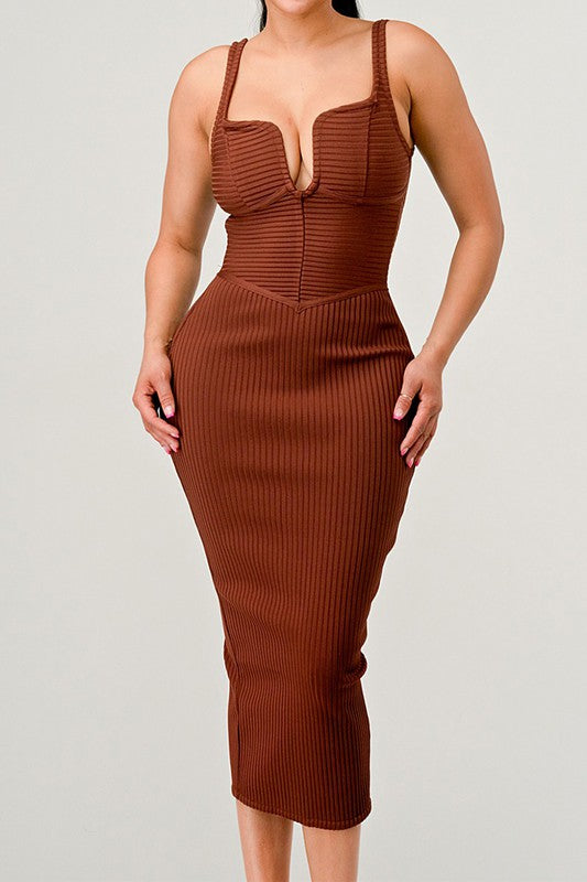 Breezy Chic Bandage Midi Dress – Effortless Elegance & Flattering Fit