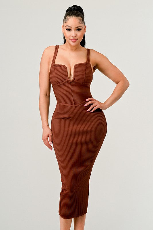 Breezy Chic Bandage Midi Dress – Effortless Elegance & Flattering Fit