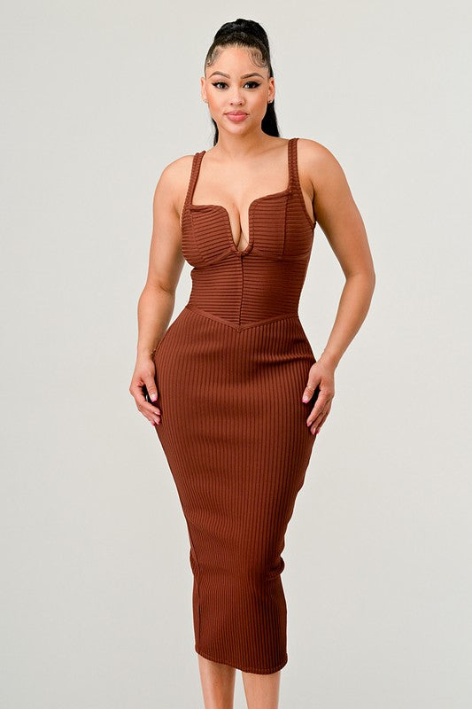 Breezy Chic Bandage Midi Dress – Effortless Elegance & Flattering Fit